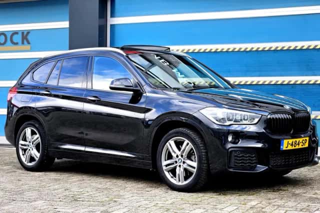 BMW X1 (2019) thumbnail 3