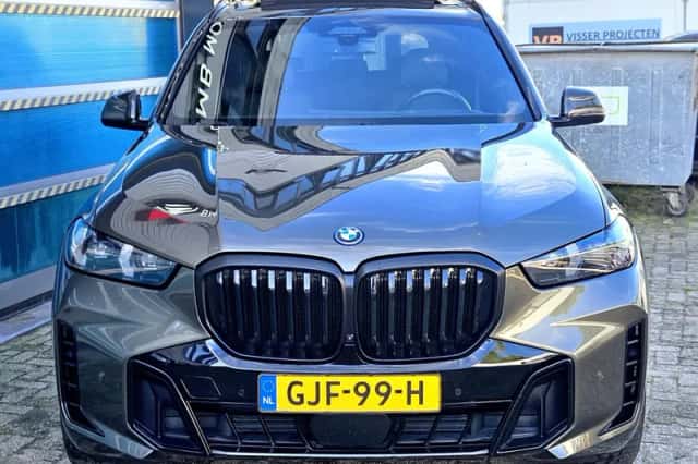 BMW X5 (2023) thumbnail 4