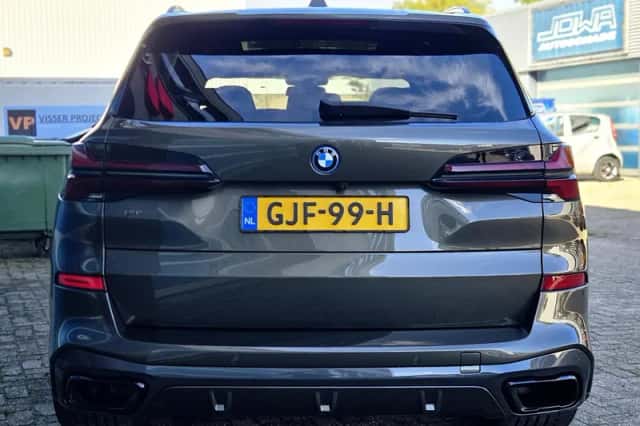 BMW X5 (2023) thumbnail 5