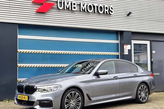 BMW 5-Serie (2018) thumbnail 3