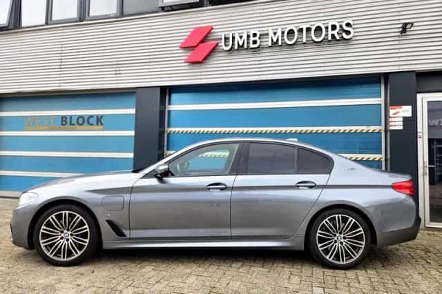 BMW 5-Serie (2018) thumbnail 5