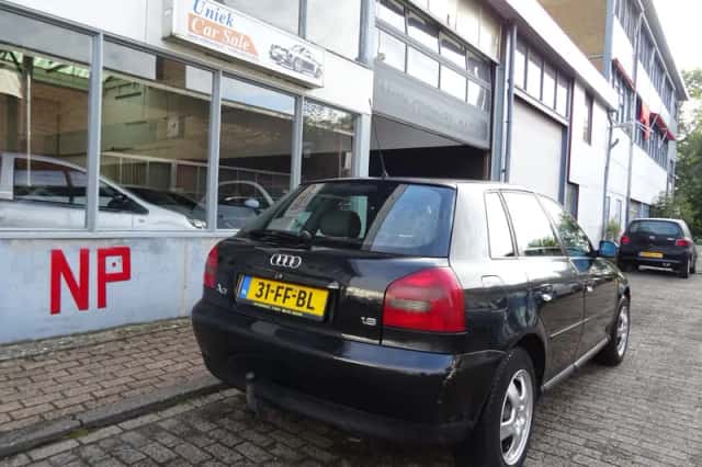 Audi A3 (2000) thumbnail 4