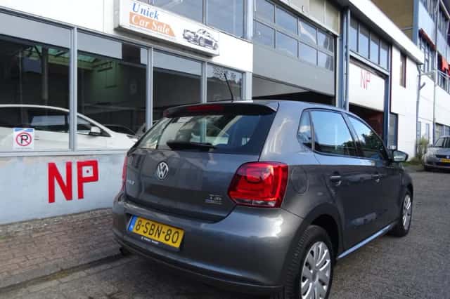 Volkswagen Polo (2013) thumbnail 4