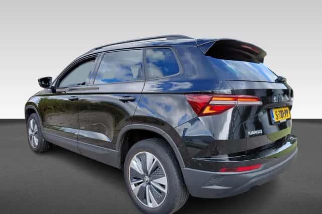 Škoda Karoq (2023) thumbnail 3