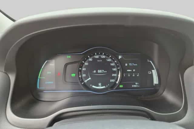 Hyundai Ioniq (2017) thumbnail 6