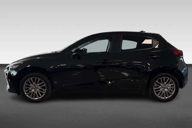 Mazda 2 (2022) thumbnail 2