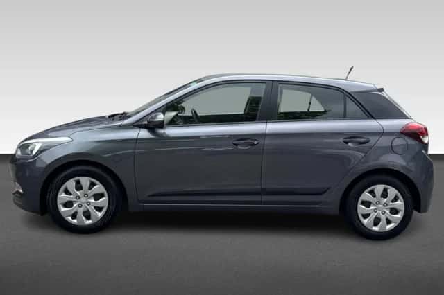 Hyundai i20 (2016) thumbnail 2