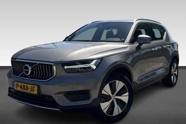 Volvo XC40 (2022) thumbnail 1
