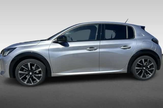 Peugeot 208 (2022) thumbnail 2