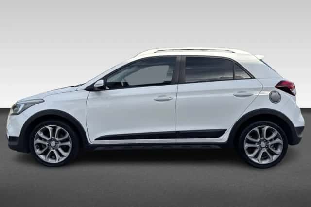 Hyundai i20 (2017) thumbnail 2