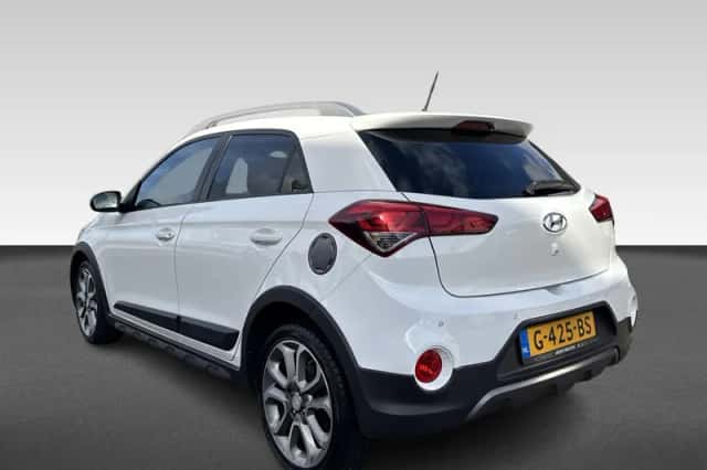 Hyundai i20 (2017) thumbnail 3