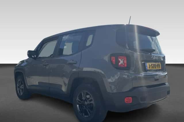 Jeep Renegade (2020) thumbnail 4