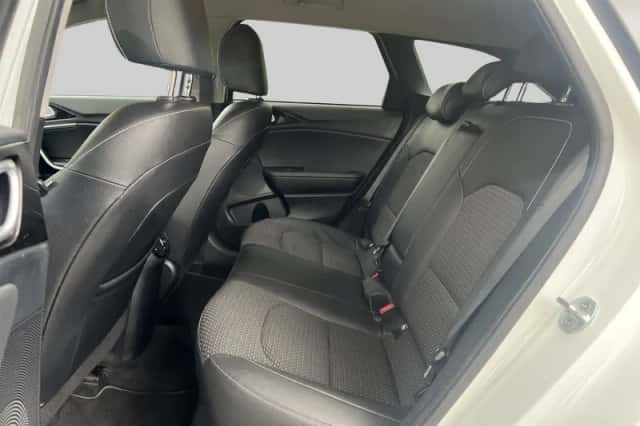 Kia Ceed (2021) thumbnail 6