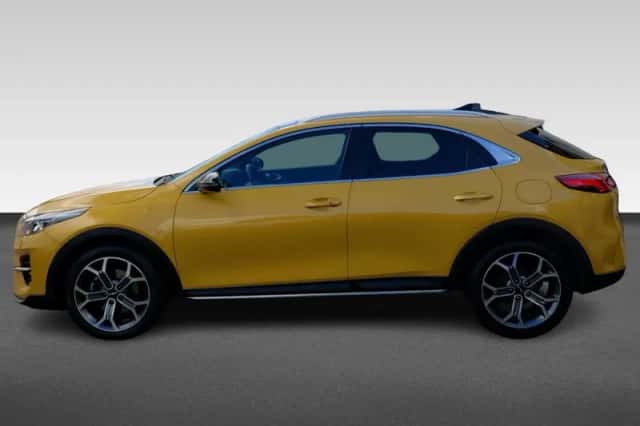 Kia XCeed (2022) thumbnail 2