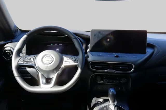Nissan Juke (2025) thumbnail 5