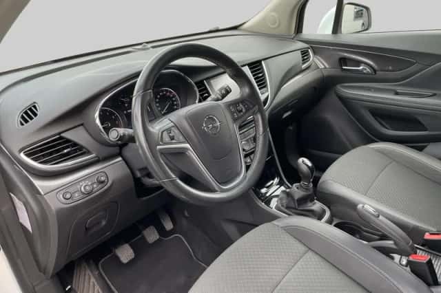 Opel Mokka (2017) thumbnail 5