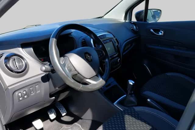 Renault Captur (2019) thumbnail 4