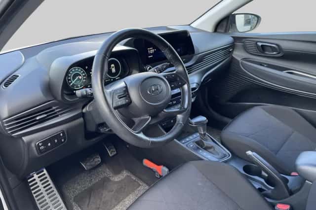 Hyundai Bayon (2022) thumbnail 4