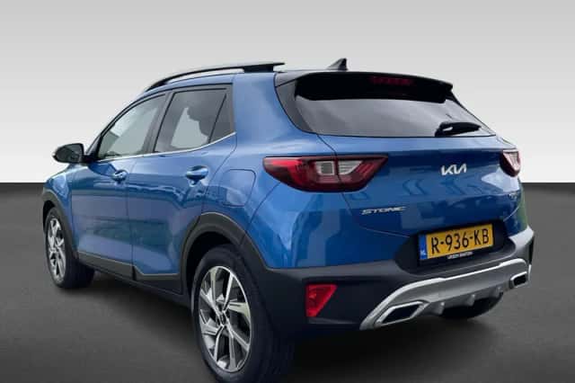 Kia Stonic (2022) thumbnail 3