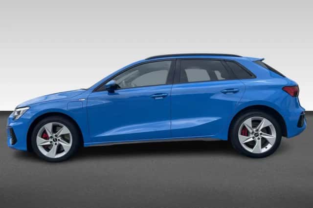 Audi A3 (2022) thumbnail 2