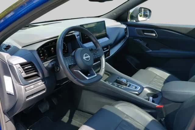 Nissan Qashqai (2023) thumbnail 3