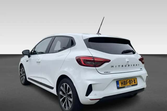 Mitsubishi Colt (2025) thumbnail 3