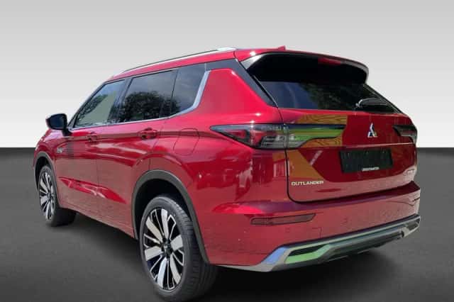 Mitsubishi Outlander (2026) thumbnail 3