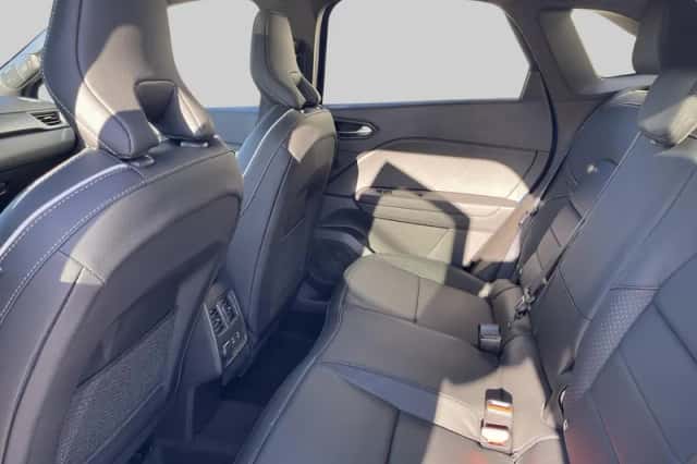 Mitsubishi Grandis (2026) thumbnail 6