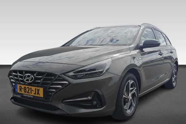 Hyundai i30 (2022) thumbnail 1