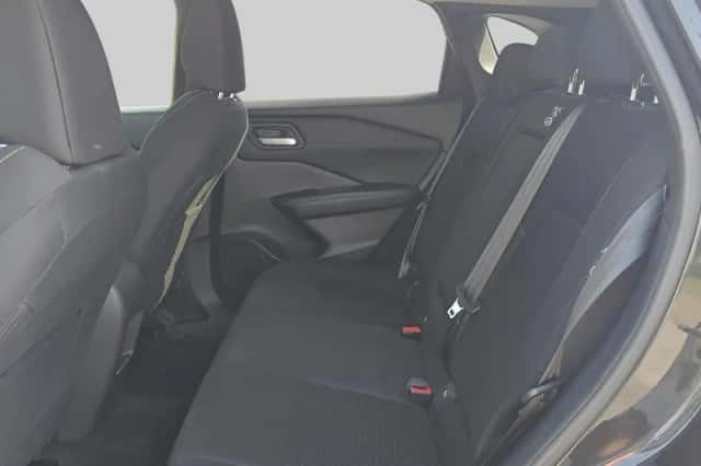 Nissan Qashqai (2023) thumbnail 6