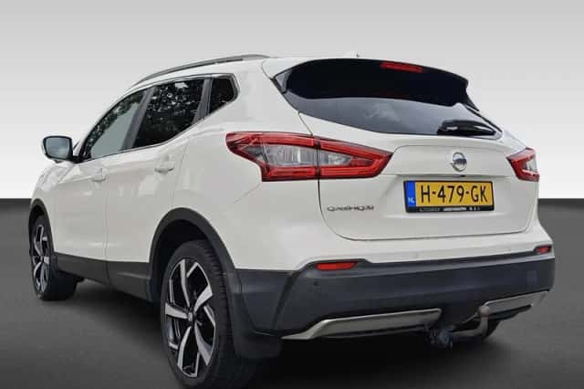 Nissan Qashqai (2019) thumbnail 3
