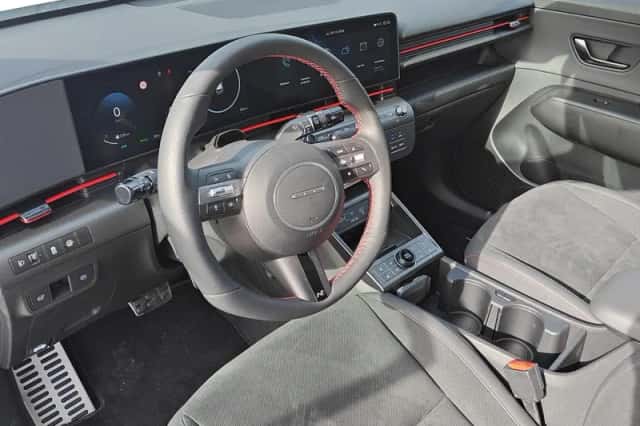 Hyundai Kona (2025) thumbnail 4