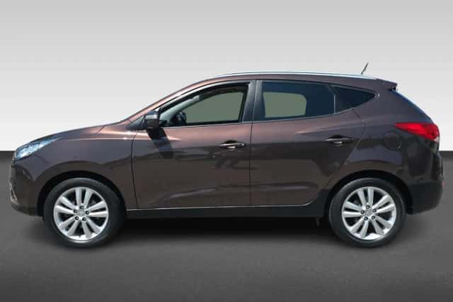 Hyundai ix35 (2010) thumbnail 2