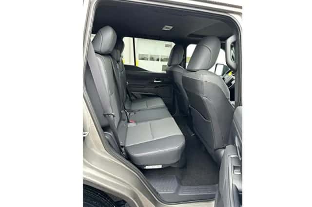Lexus GX (2024) thumbnail 4