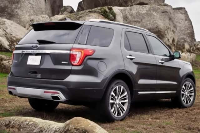 Ford Explorer (2018) thumbnail 6