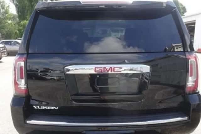 GMC Yukon (2019) thumbnail 5