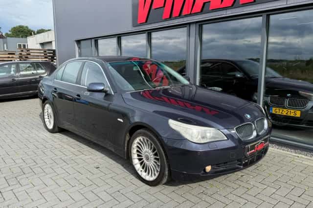 BMW 5-Serie (2003) thumbnail 5