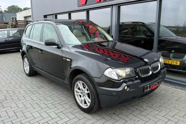 BMW X3 (2004) thumbnail 5