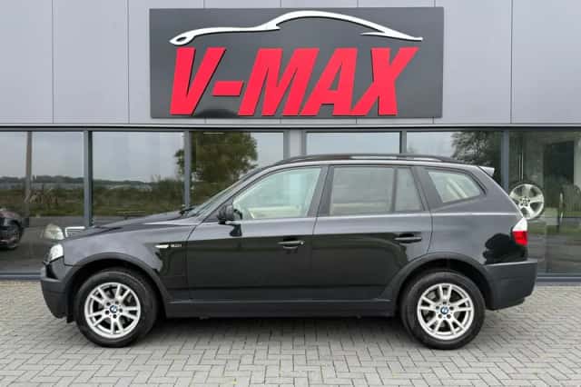 BMW X3 (2004) thumbnail 6