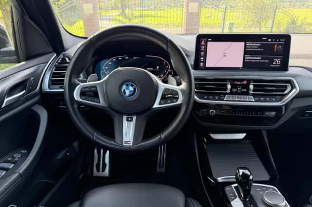 BMW X3 (2022) thumbnail 5