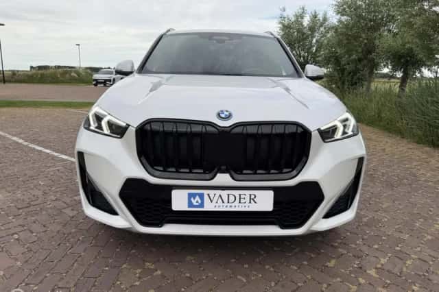 BMW X1 (2024) thumbnail 6