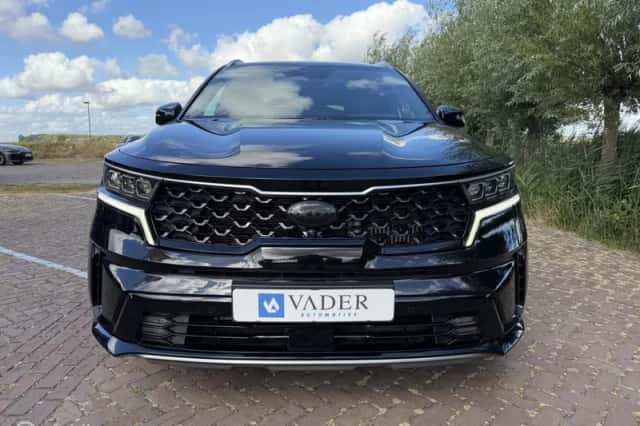 Kia Sorento (2021) thumbnail 5