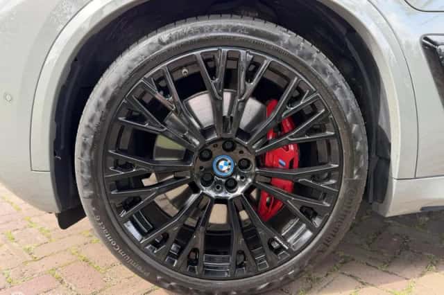 BMW X5 (2023) thumbnail 6