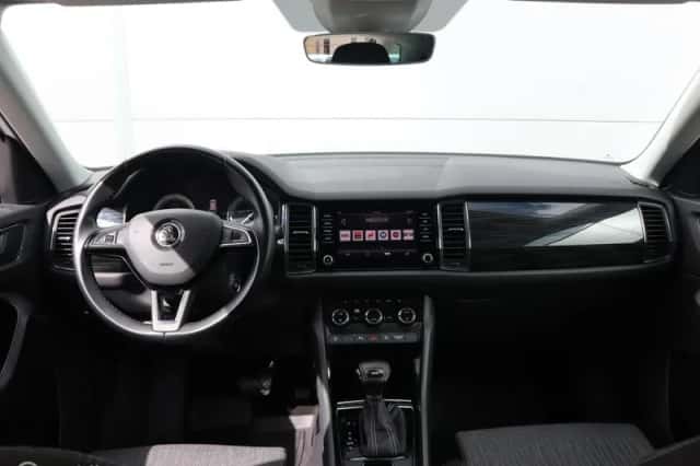Škoda Kodiaq (2017) thumbnail 5