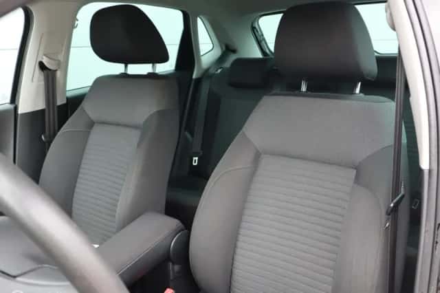 Volkswagen Polo (2013) thumbnail 5