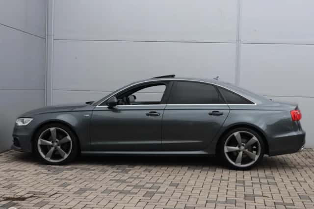 Audi A6 (2012) thumbnail 2