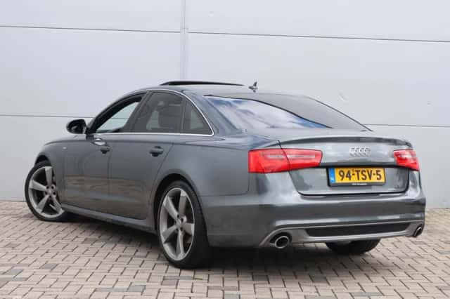 Audi A6 (2012) thumbnail 3