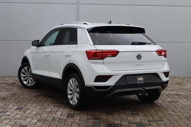 Volkswagen T-Roc (2020) thumbnail 3