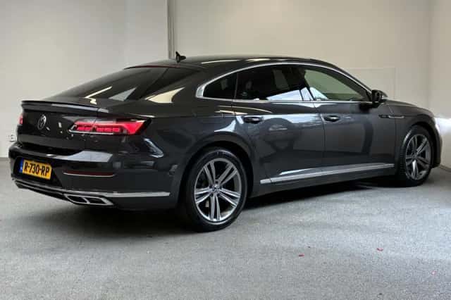 Volkswagen Arteon (2022) thumbnail 2
