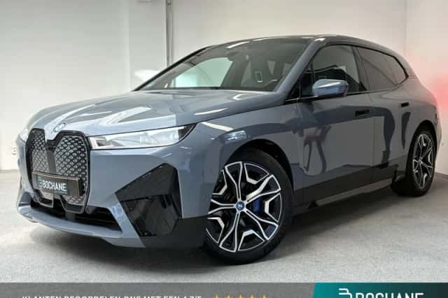 BMW iX (2022) thumbnail 1